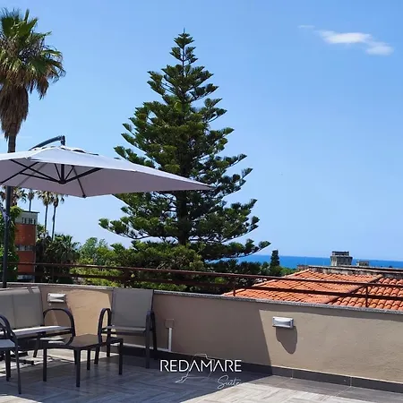 Redamare Hotel *